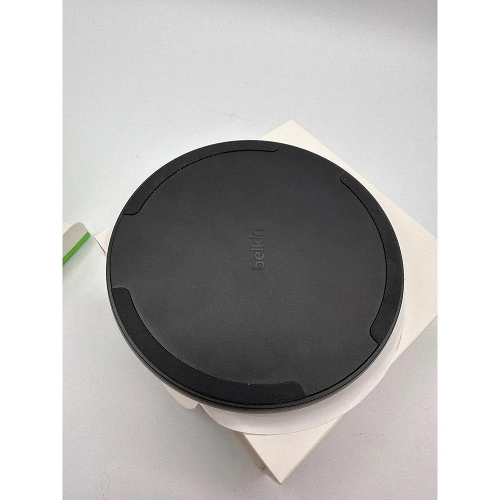 Belkin BoostCharge Wireless Charging Pad‎ Unisex OS Black New 15W Qi WIA012